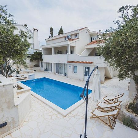Villa Bella With Pool Novalja Exterior photo
