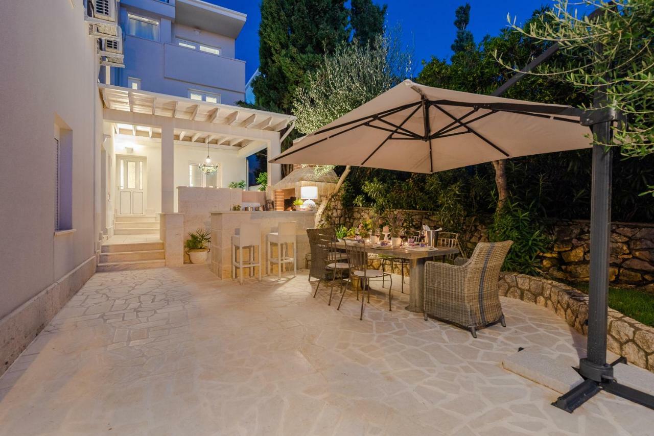 Villa Bella With Pool Novalja Exterior photo
