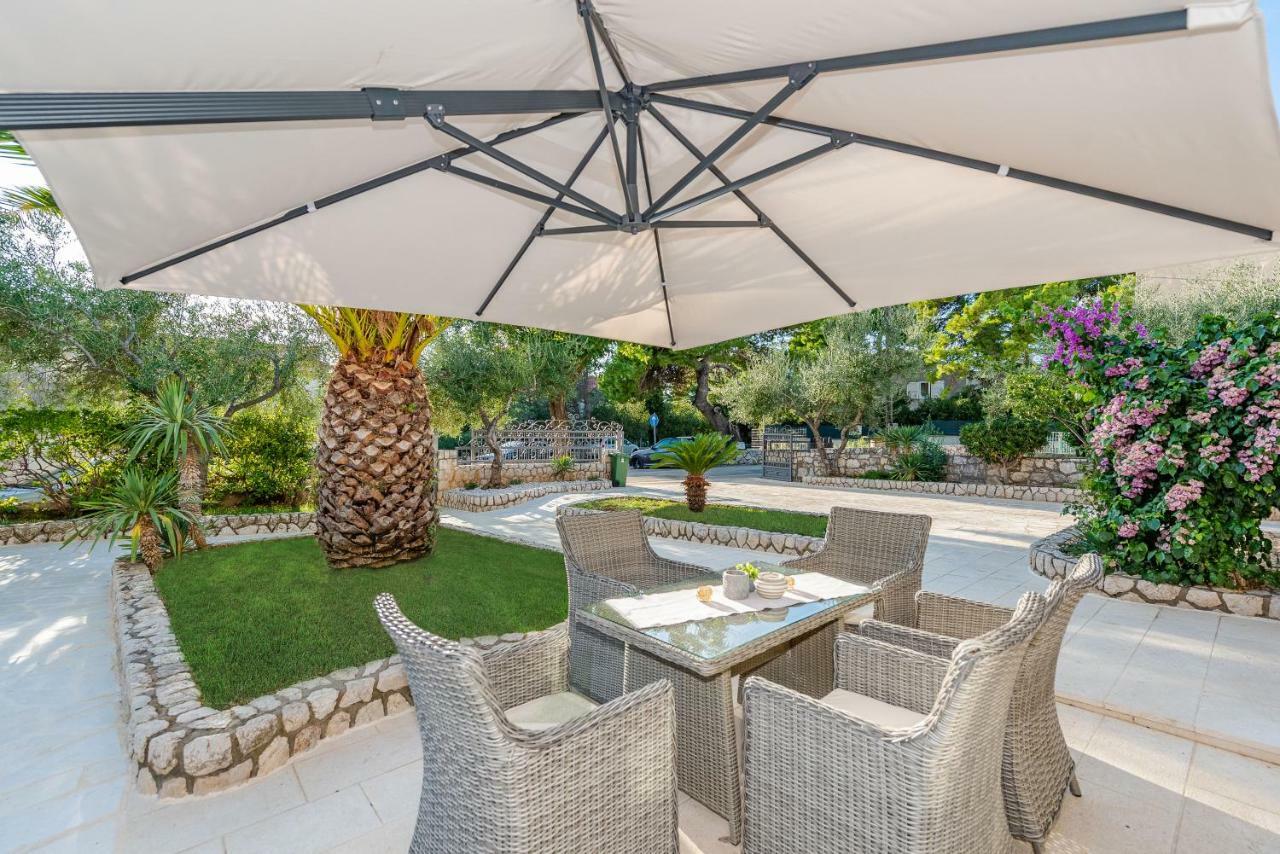 Villa Bella With Pool Novalja Exterior photo